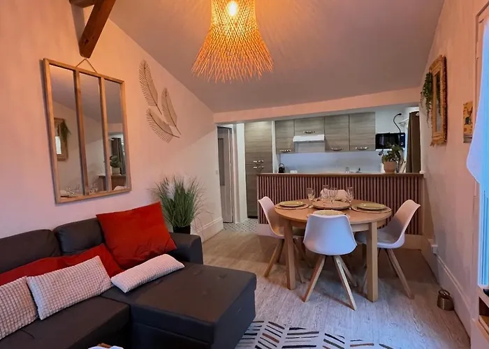 Lalyne- Maison De Charme A Sur Feriehus